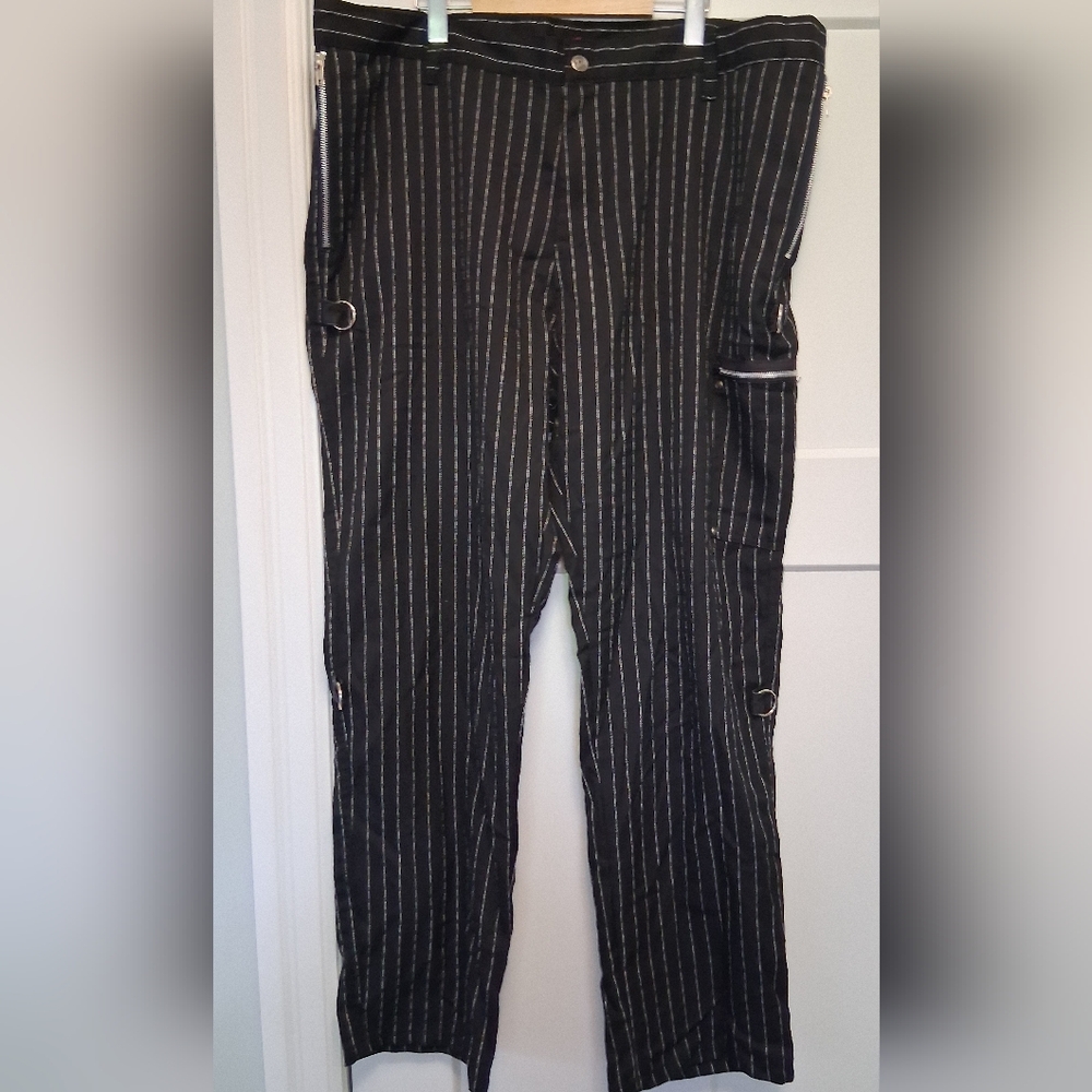 Vintage 44 Punk Dogpile Stylish Black Striped Cargo Pants